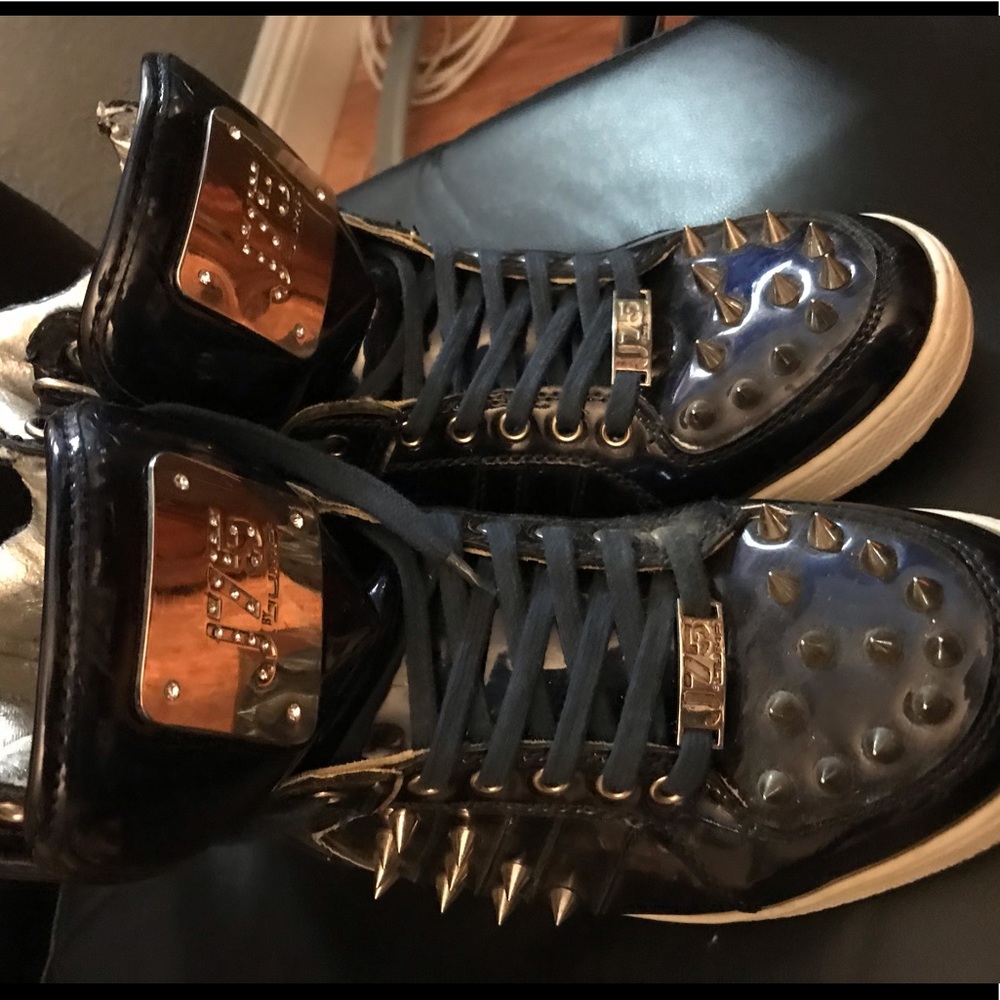 J75 Jump studded sneakers